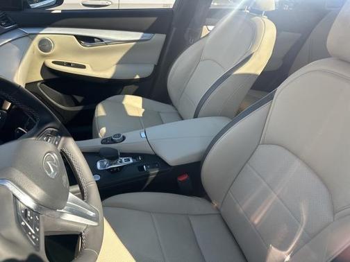 2022 INFINITI QX50 SENSORY