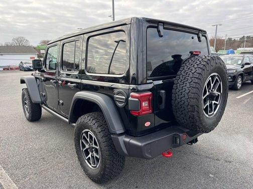 2025 Jeep Wrangler Rubicon