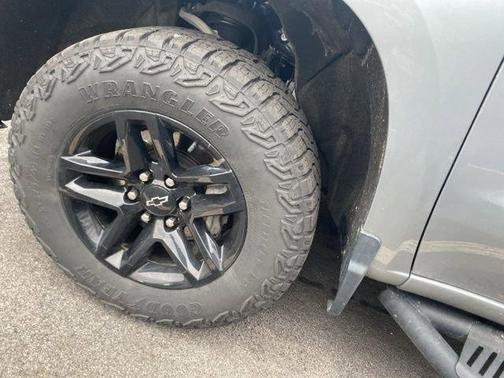 Gray 2024 Chevrolet Silverado 1500 LT Trail Boss