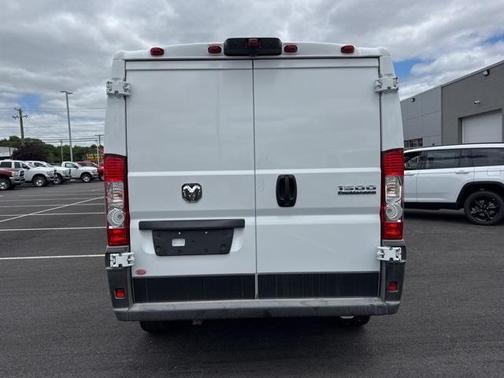 2025 RAM ProMaster 1500 Low Roof