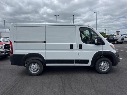 2025 RAM ProMaster 1500 Low Roof
