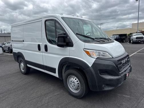 2025 RAM ProMaster 1500 Low Roof
