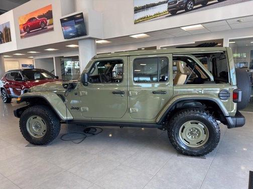 2025 Jeep Wrangler 4xe Sport