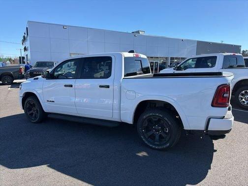 Bright White Clearcoat 2026 RAM 1500 Big Horn/Lone Star