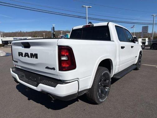 Bright White Clearcoat 2026 RAM 1500 Big Horn/Lone Star