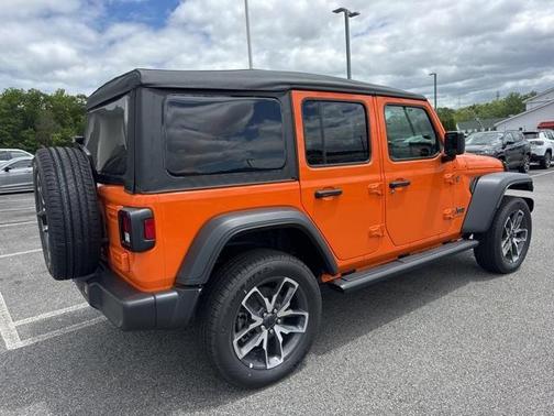 2025 Jeep Wrangler 4xe Sport