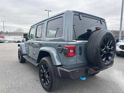 2024 Jeep Wrangler 4xe Sahara