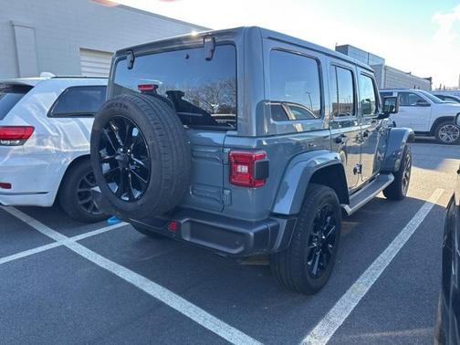 2024 Jeep Wrangler 4xe Sahara