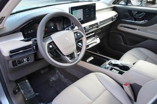 Silver 2023 Lincoln Corsair Standard