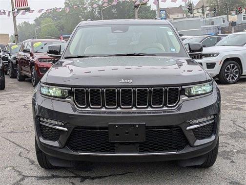 2022 Jeep Grand Cherokee Limited
