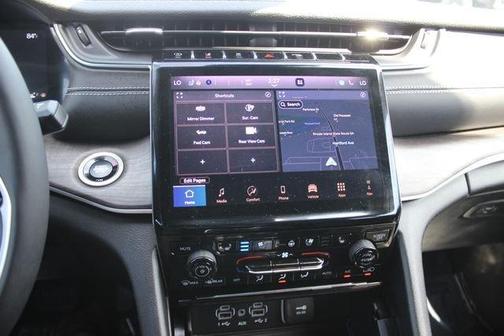 Black 2025 Jeep Grand Cherokee Limited