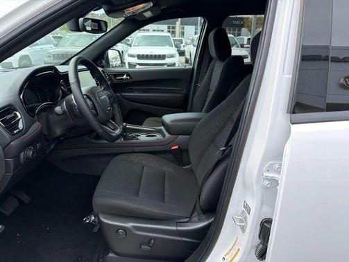 White Knuckle Clearcoat 2026 Dodge Durango GT HEMI V8