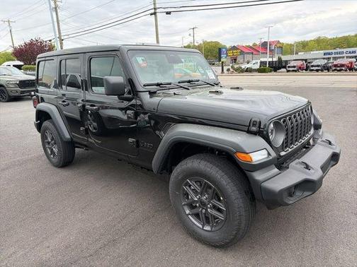 Black Clearcoat 2026 Jeep Wrangler Sport
