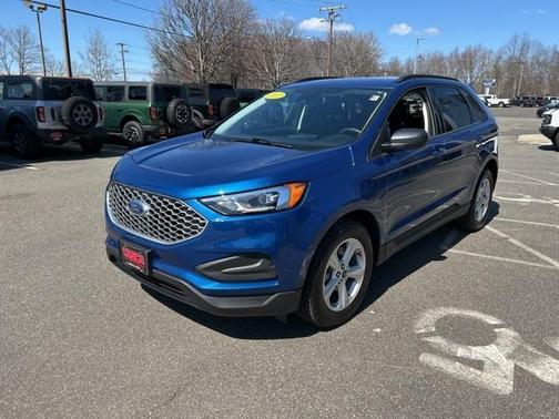 2023 Ford Edge SE