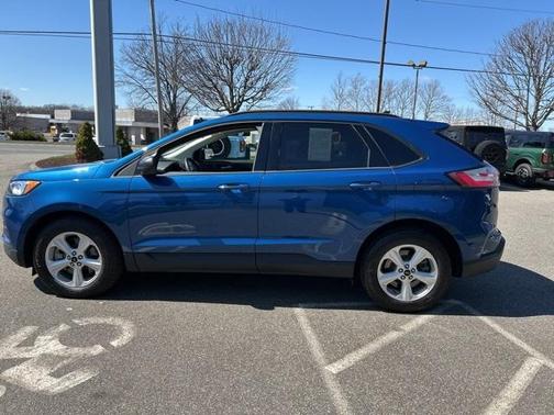 2023 Ford Edge SE
