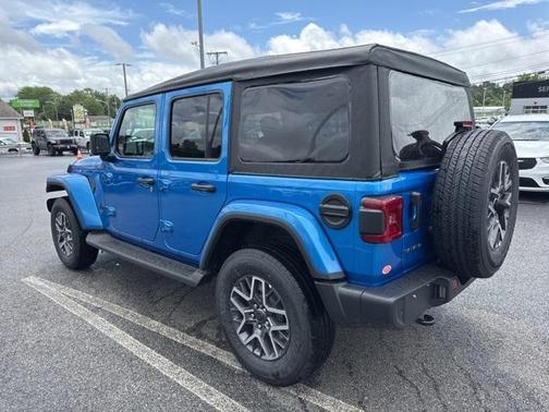 2025 Jeep Wrangler Sahara