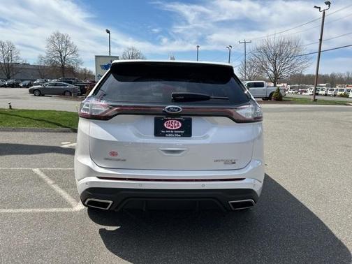 2017 Ford Edge Sport