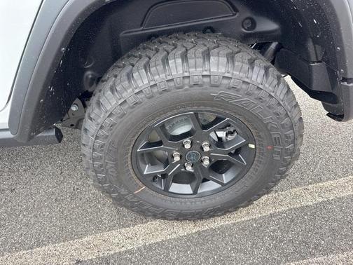 2025 Jeep Wrangler 4xe Sport