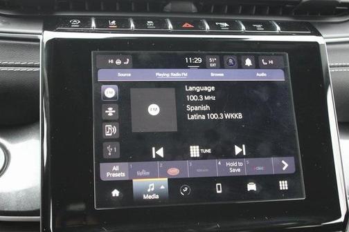 2022 Jeep Grand Cherokee L Laredo