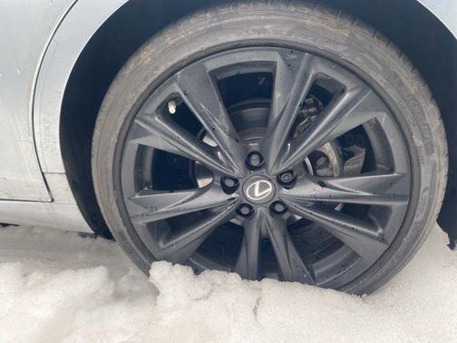 2024 Lexus ES 350 F SPORT Handling