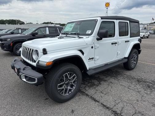 2025 Jeep Wrangler Sahara