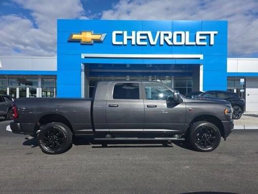 2024 RAM 3500 Laramie