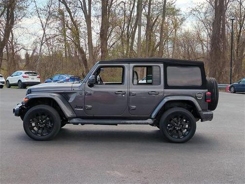2021 Jeep Wrangler Unlimited Sahara Altitude