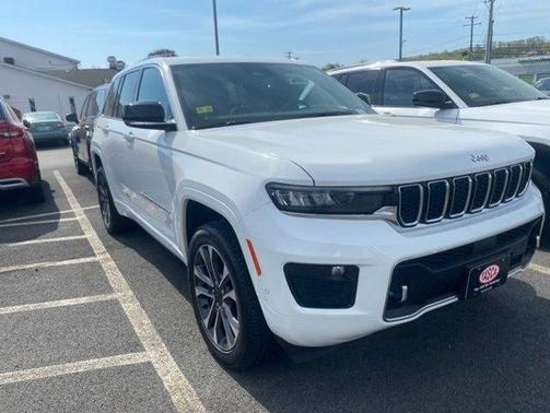 White 2024 Jeep Grand Cherokee Overland