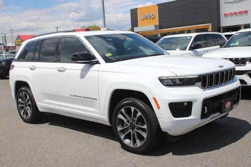 White 2024 Jeep Grand Cherokee Overland