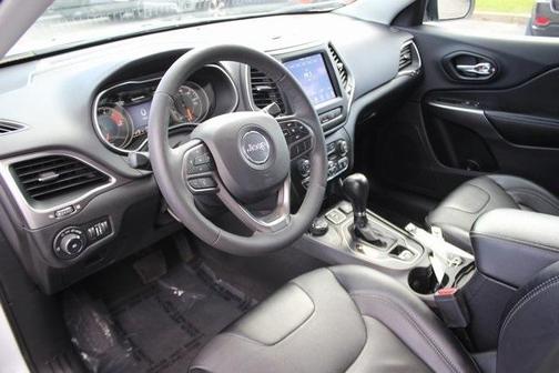 2022 Jeep Cherokee Latitude Lux
