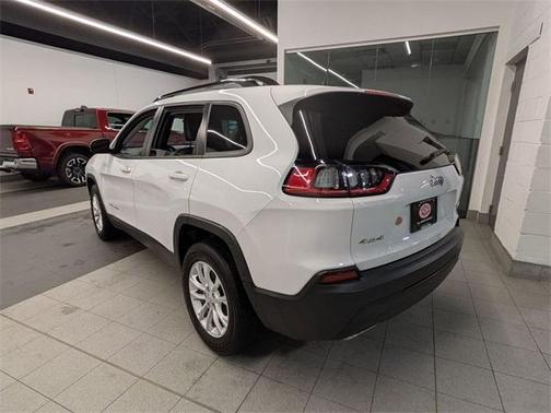 2022 Jeep Cherokee Latitude Lux
