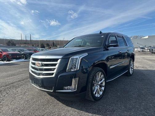 2019 Cadillac Escalade Luxury
