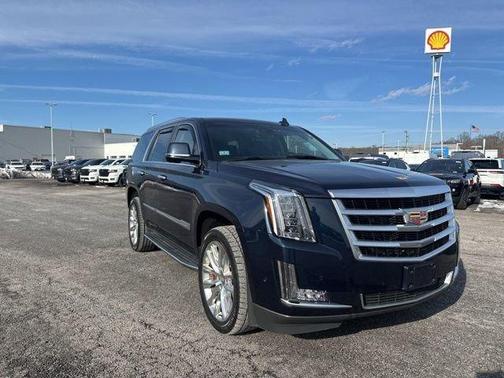2019 Cadillac Escalade Luxury
