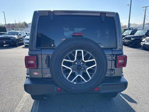 2025 Jeep Wrangler Sahara