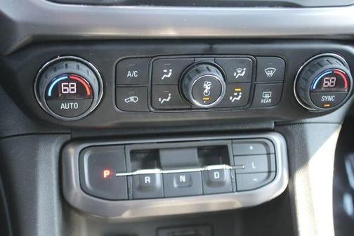 Black 2021 GMC Acadia AT4