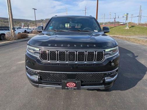 Black 2022 Jeep Wagoneer Series III