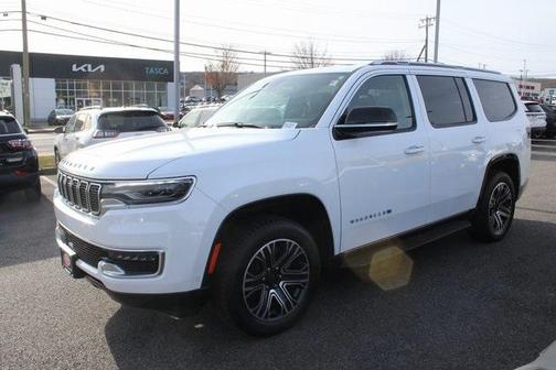 2024 Jeep Wagoneer Base