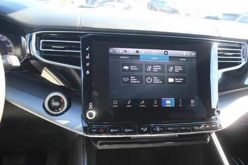 2024 Jeep Wagoneer Base