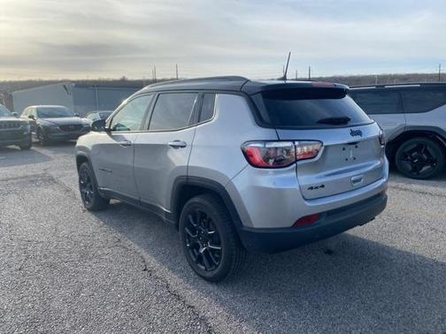 2022 Jeep Compass Altitude