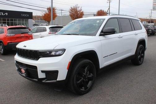 2023 Jeep Grand Cherokee L Laredo