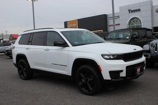2023 Jeep Grand Cherokee L Laredo