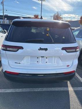 2023 Jeep Grand Cherokee L Laredo
