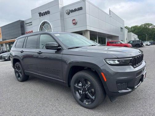 2025 Jeep Grand Cherokee L Laredo