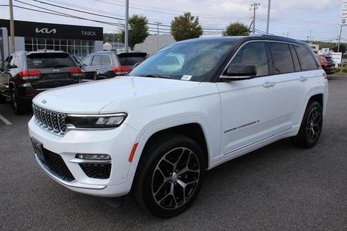 2022 Jeep Grand Cherokee Summit