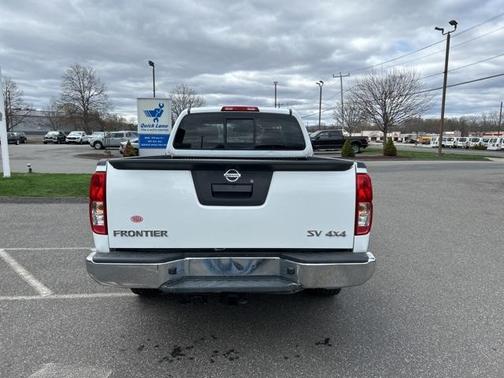 2016 Nissan Frontier SV