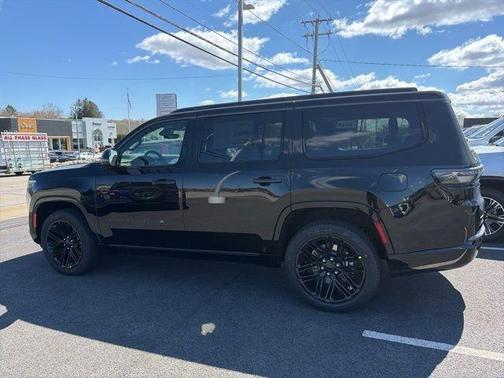 Gloss Black 2026 Jeep Grand Wagoneer Limited Reserve