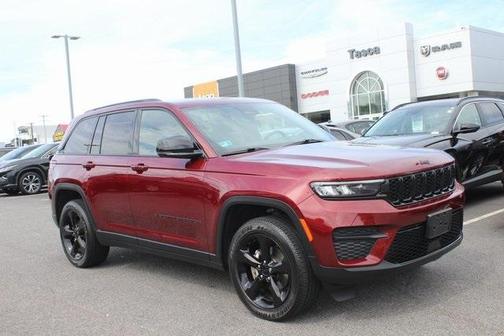 2023 Jeep Grand Cherokee Altitude