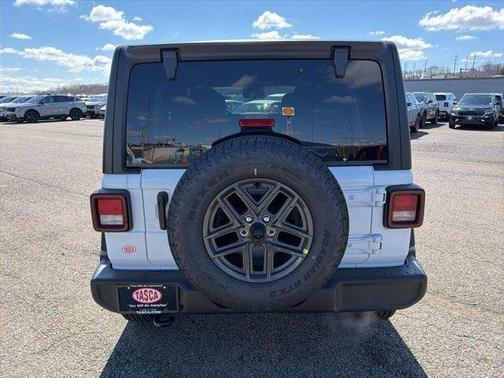 Bright White Clearcoat 2026 Jeep Wrangler Sport