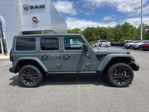 2025 Jeep Wrangler 4xe Sahara
