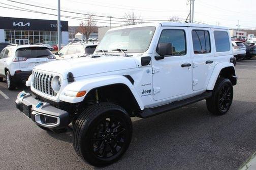 2024 Jeep Wrangler 4xe Sahara